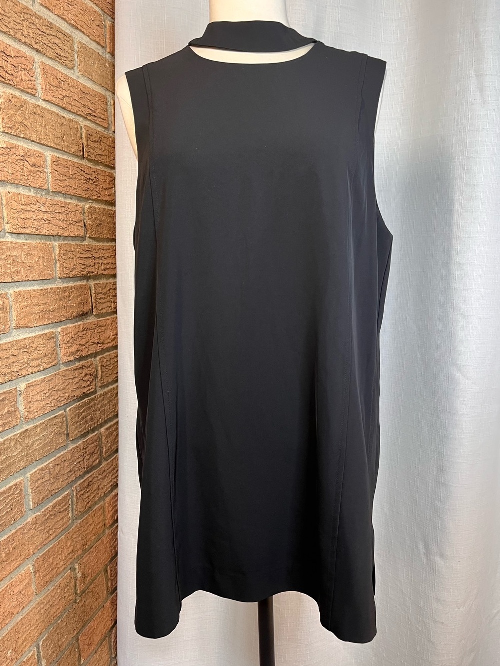 Calvin Klein Black Sleeveless Choker Tunic Dress Side Slit Lined Size Large